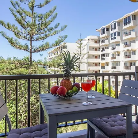 Stylish Near The Sea Apartament