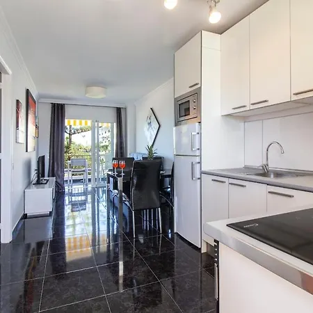 Apartament Stylish Near The Sea *